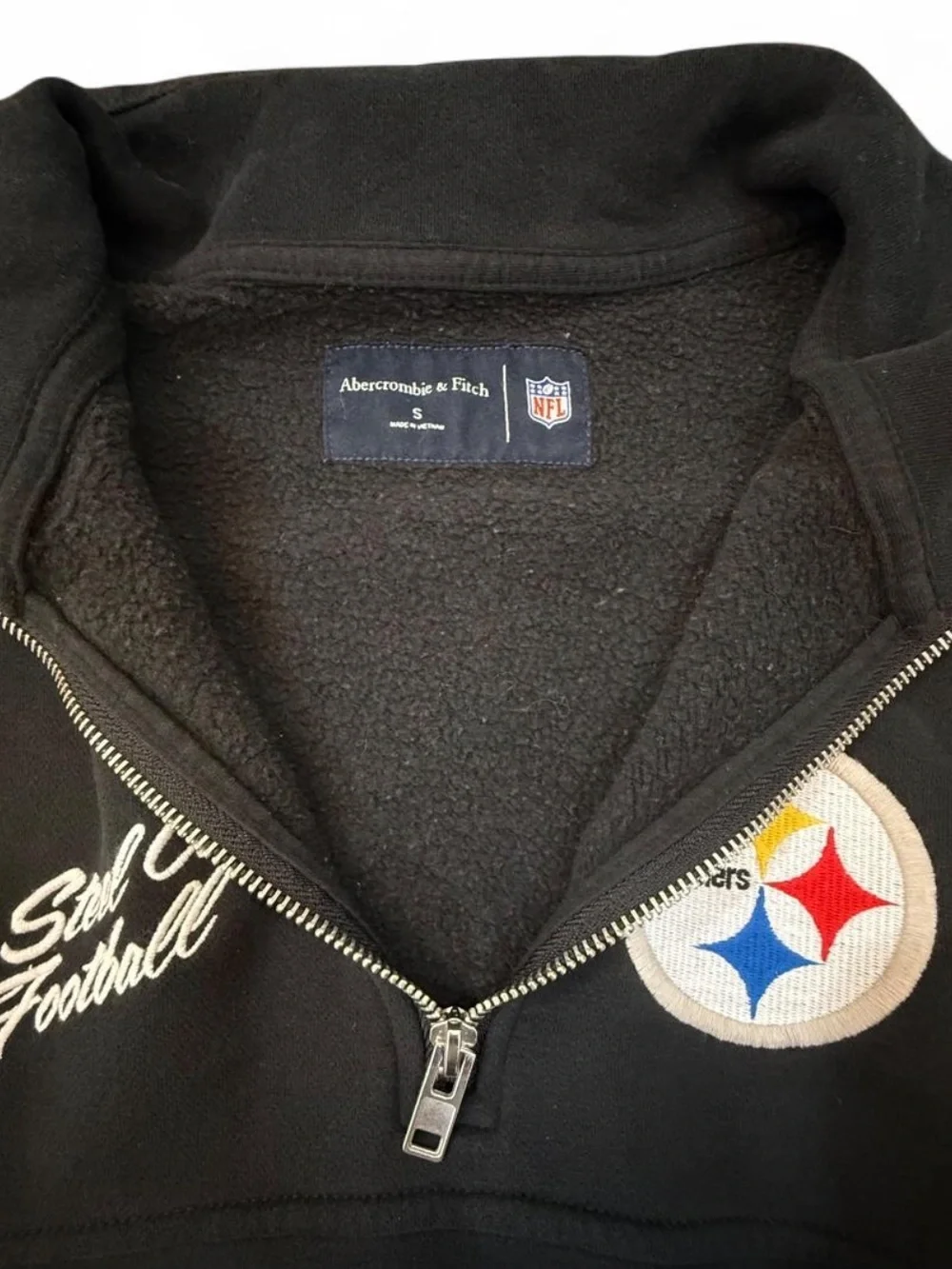 Abercrombie & Fitch Black, Yellow & Cream Quarter-Zip Pullover